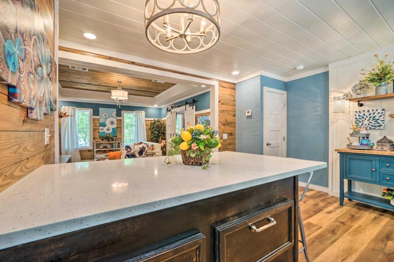 Modern Broken Bow Cabin, Near Lake And Wineries Exterior photo